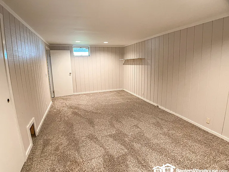 422 Reading Ave — Photo 24