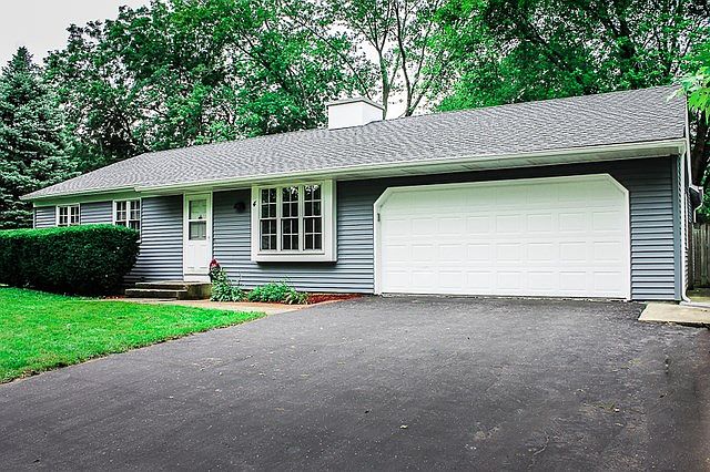 1st image of 4 Brockway Dr