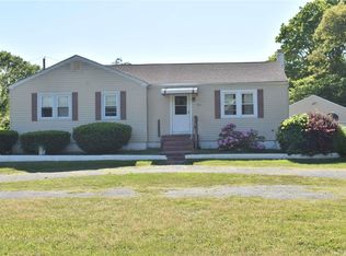 134 Holbrook Rd, Holbrook, NY 11741