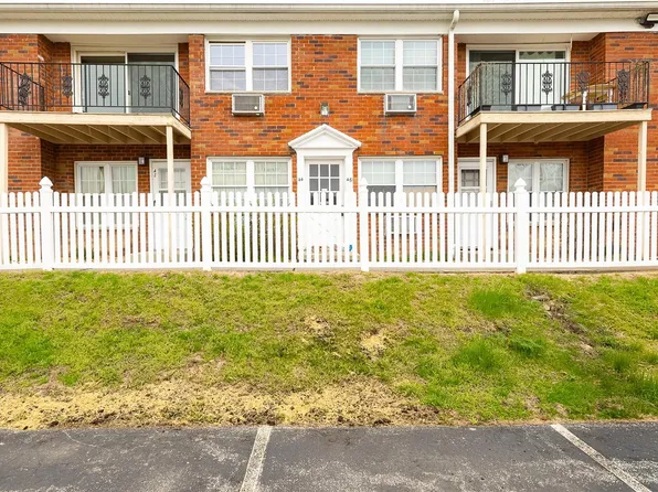 6 Colonial Road #44, Beacon, NY 12508