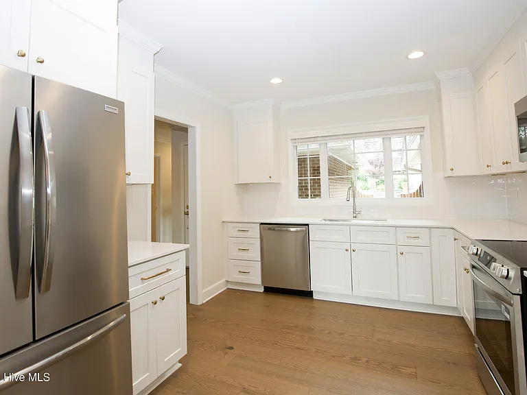 131 Racquet Ln — Photo 14