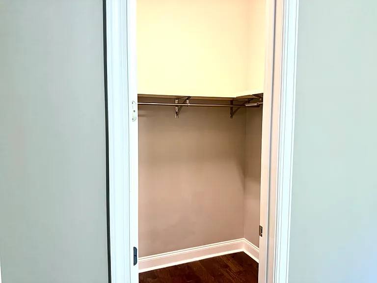 12105 Cameron Dr — Photo 15