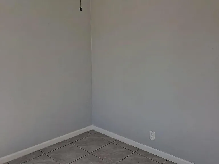 1765 Cedar Ave #10-B — Photo 7