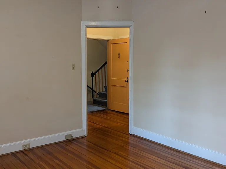 6786 Chestnut St #1 — Photo 10