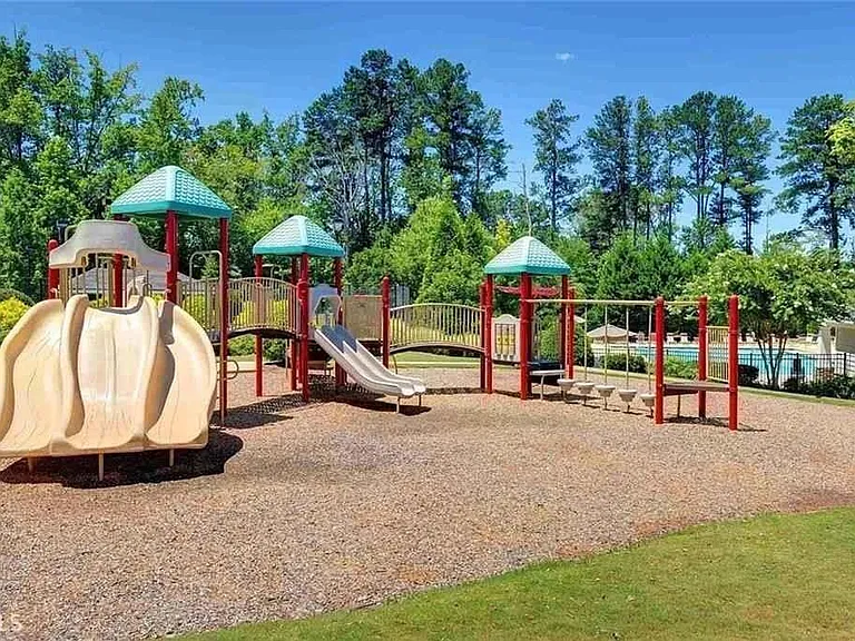 3846 Holliwell Pass — Photo 24