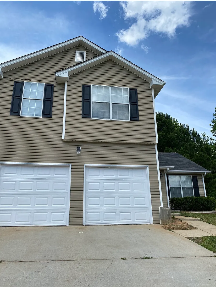 Building Photo - 1608 Amelia Ct