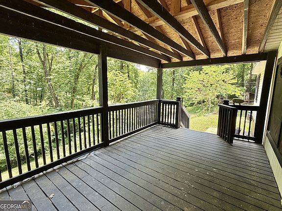 3rd image of 325 Fern Valley Trl