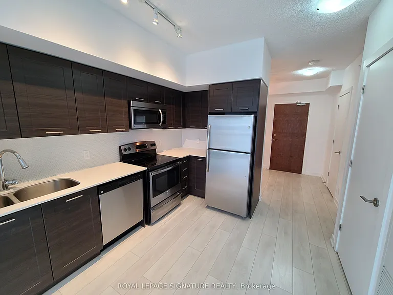2220 Lake Shore Blvd W #3203 — Photo 3