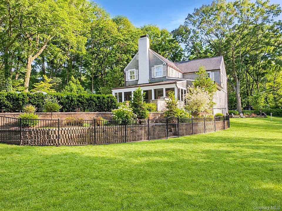 1st image of 39 Barkers Point Road