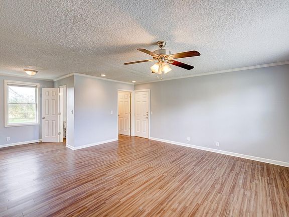 5th image of 506 Taryton Dr