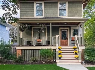 722 Ashland Ave, River Forest, IL 60305