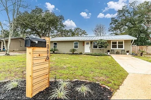116 Audrey Cir Photo 1