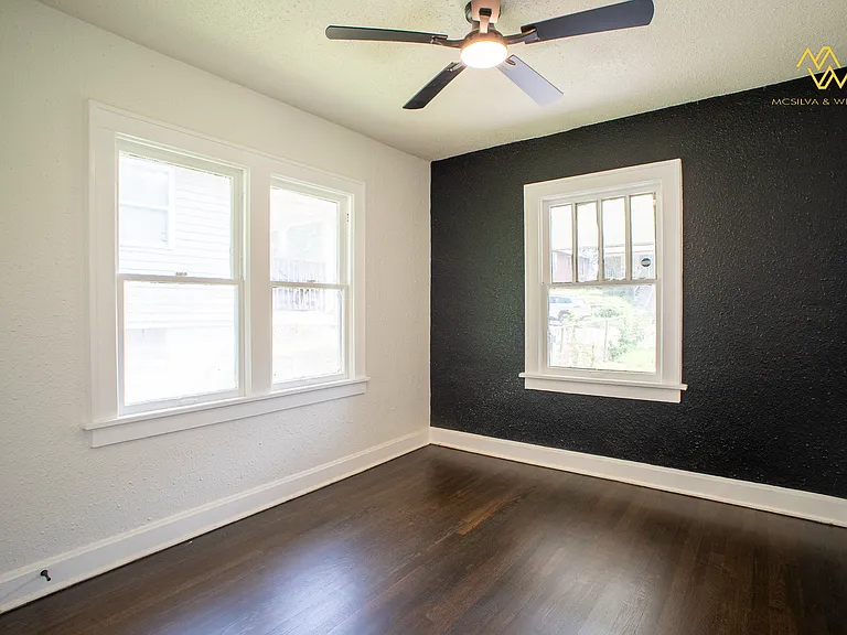3938 Myrtle Ave — Photo 7