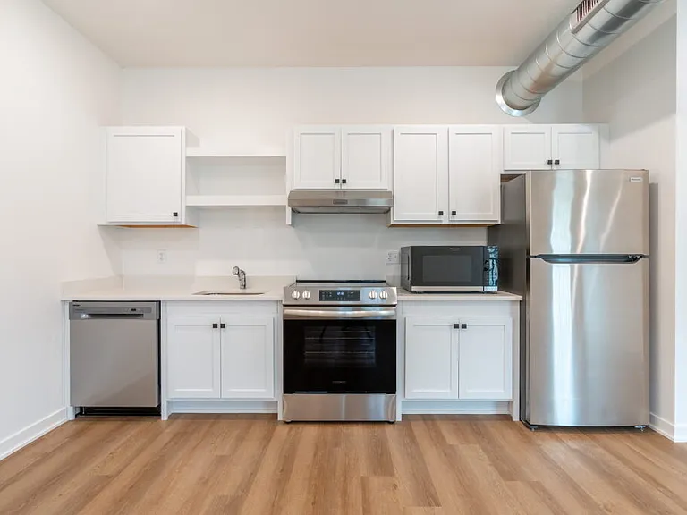 110 N Delaware Ave #202 — Photo 3