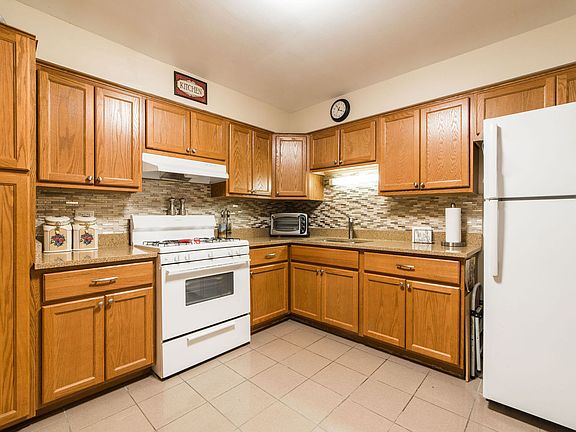 3rd image of 9351 Lady Bird Ln APT 2C
