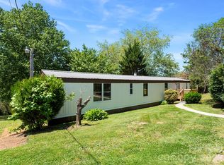 32 Noland Hills Dr, Leicester, NC 28748