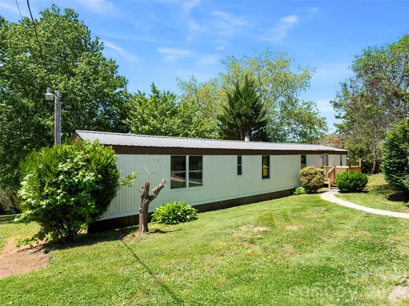 32 Noland Hills Dr, Leicester, NC 28748