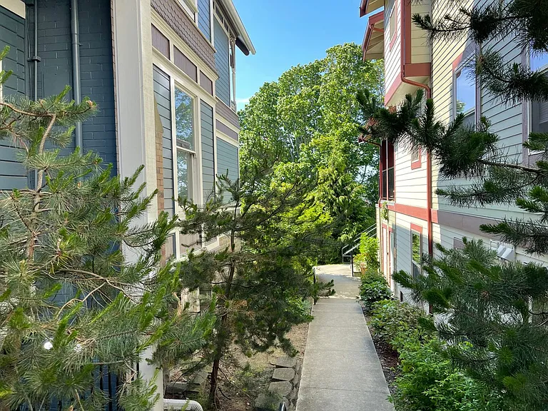 1014 N Garden St — Photo 55