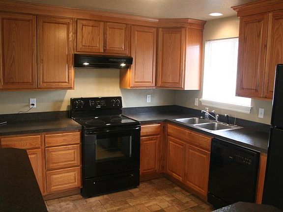 2nd image of 1207 E Dalke Ave