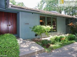2508 Arno Rd, Mission Hills, KS 66208