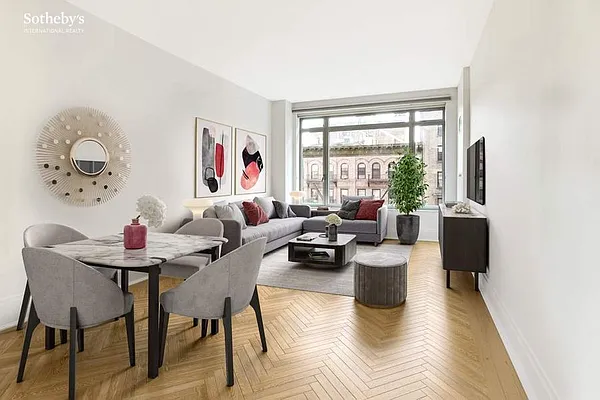 Rented by Sotheby's International Realty | media 8