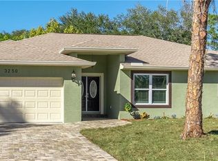 3250 Shamrock Dr, Venice, FL 34293