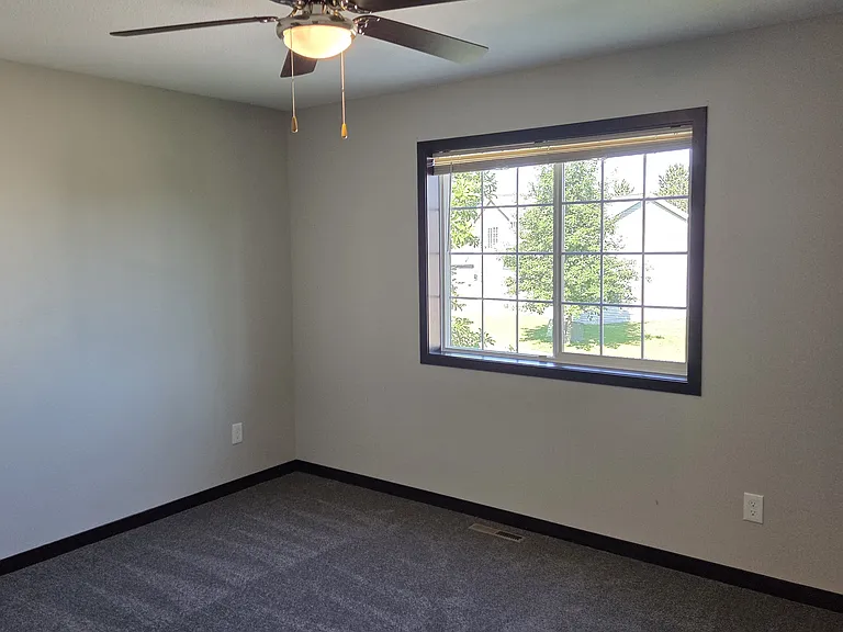 1029X Holton Ave — Photo 10