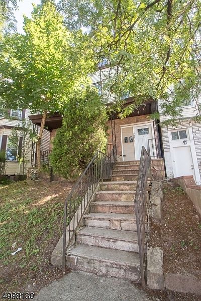 1st image of 264 Verona Ave