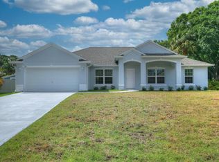 426 Lanfair Ave, Sebastian, FL 32958