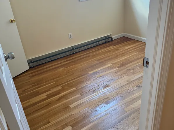 17 Oxford St #17, Manchester, CT 06042