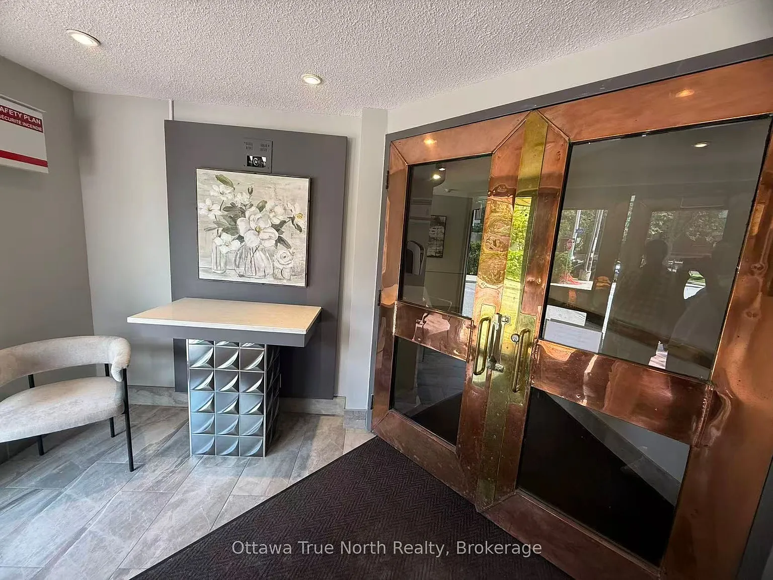 2 bed, $2,950 — Photo 2