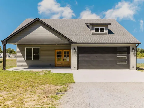 1202 Joy Ln, Johnston City, IL 62951