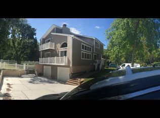 701 Covered Bridge Rd, Cherry Hill, NJ 08034