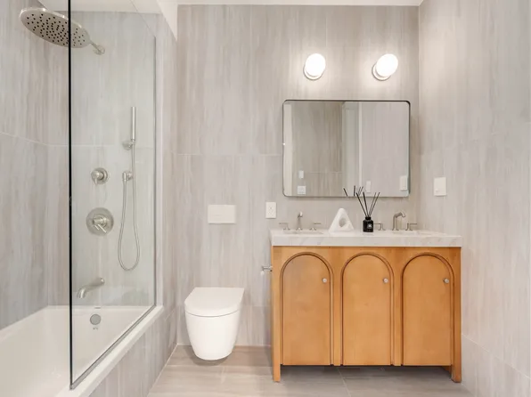 166 Washington Avenue image 5 of 8