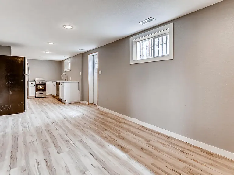200 S Meade St #B — Photo 1