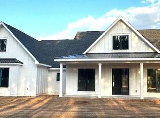 1049 McCall Rd, Springfield, GA 31329