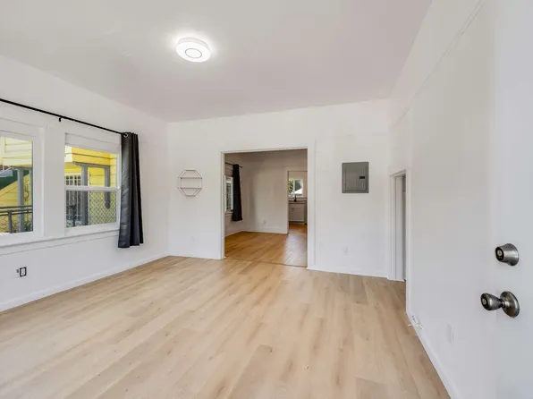 1633 Foothill Blvd, Oakland, CA 94606