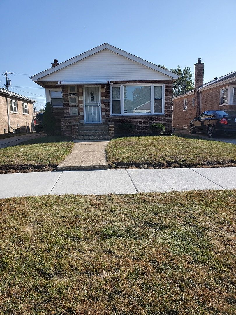 12719 S St, Calumet Park, IL 60827 Zillow