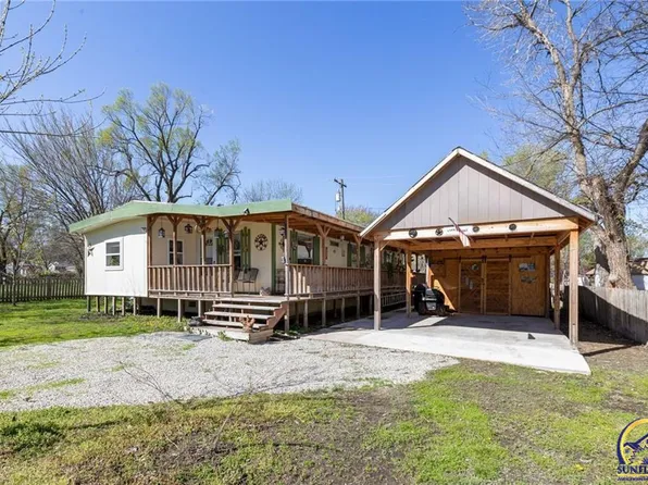 1130 N Cherry St, Ottawa, KS 66067