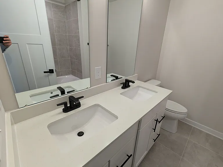 225 Van Zandt Trl — Photo 25