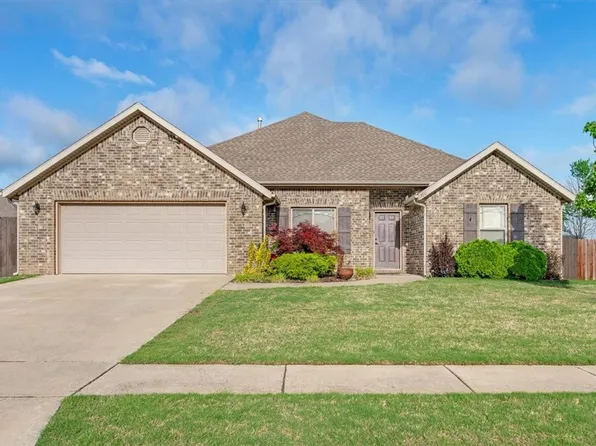 1360 Colonel Bass Ln, Prairie Grove, AR 72753