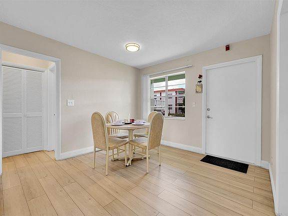 5th image of 1500 NW 43rd Terrace #105