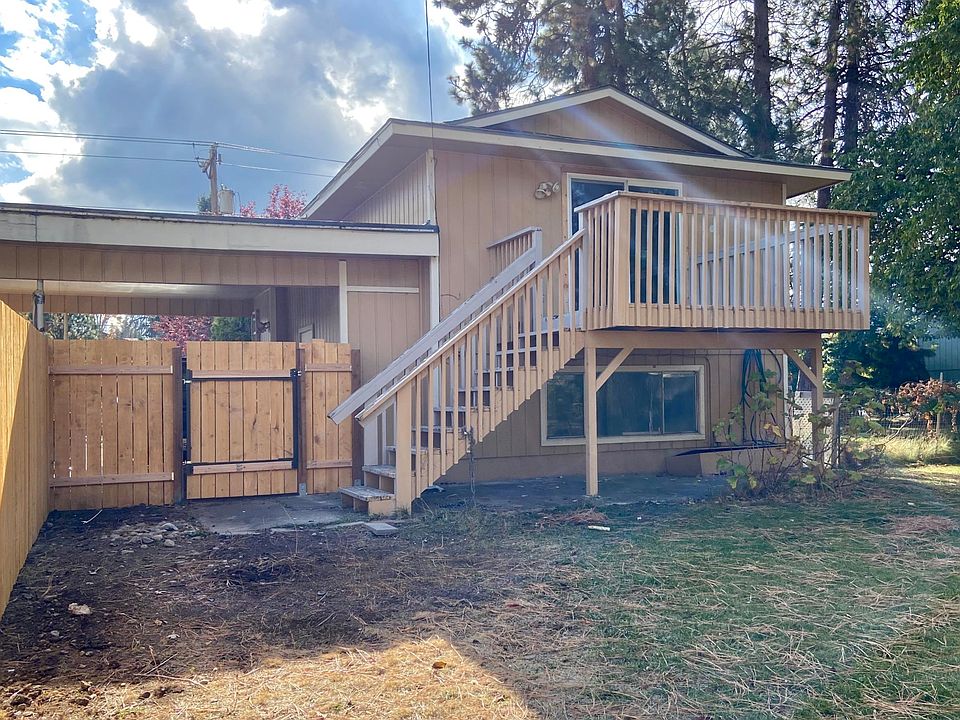 1st image of 10721 E 32nd Ave