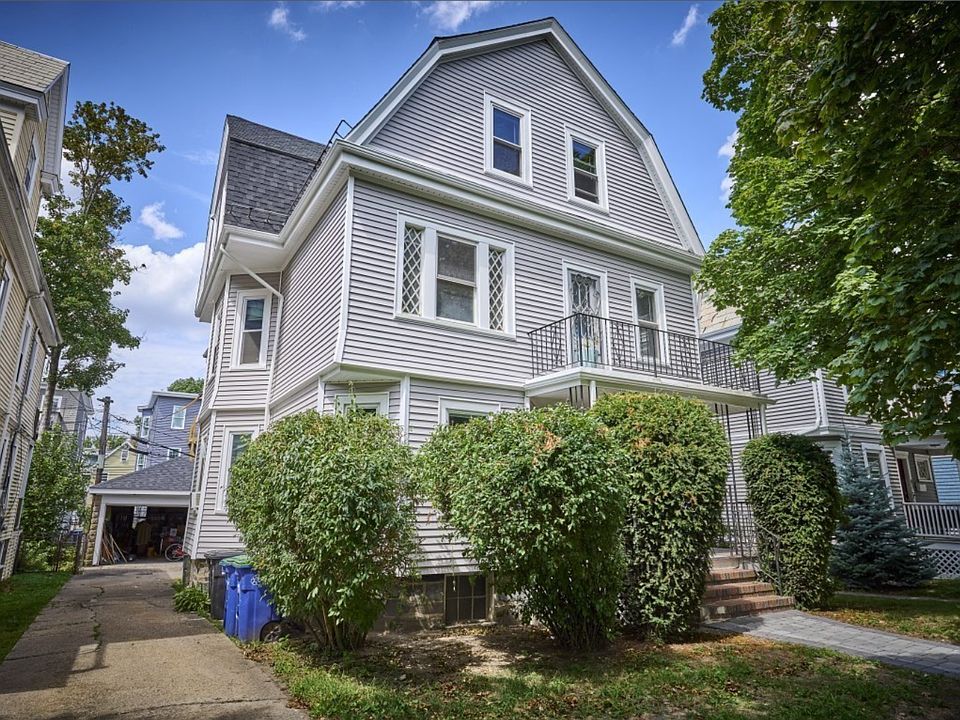 1st image of 76 Fellsway W #3