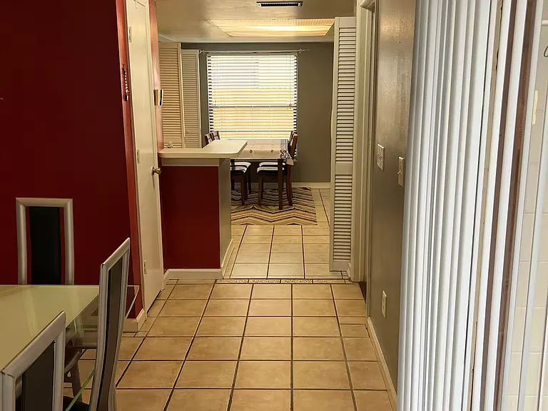 5485 Friarsway Dr — Photo 17