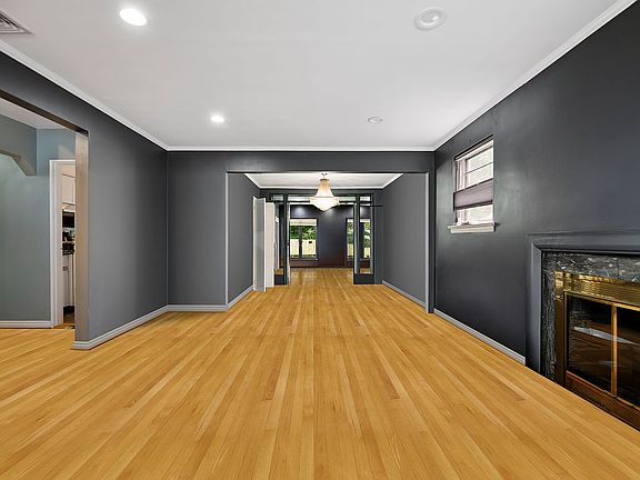 5th image of 22022 77th Ave