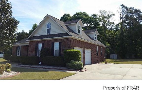 Side load double garage