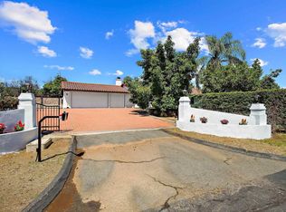 27312 Carlata Ln, Valley Center, CA 92082