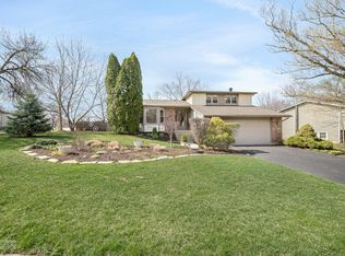 301 Everington Ct, Bolingbrook, IL 60440
