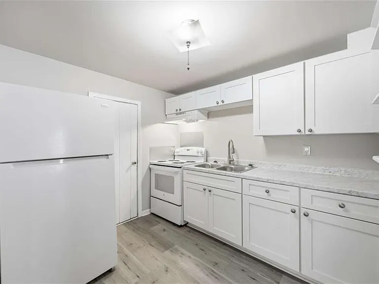 3638 E Main St #4 — Photo 11